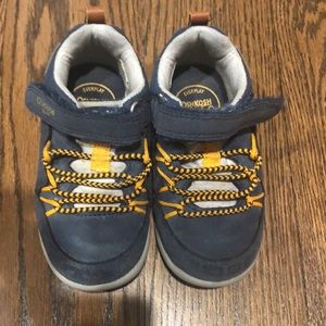 Osh Kosh Toddler Boys Sneakers 6M